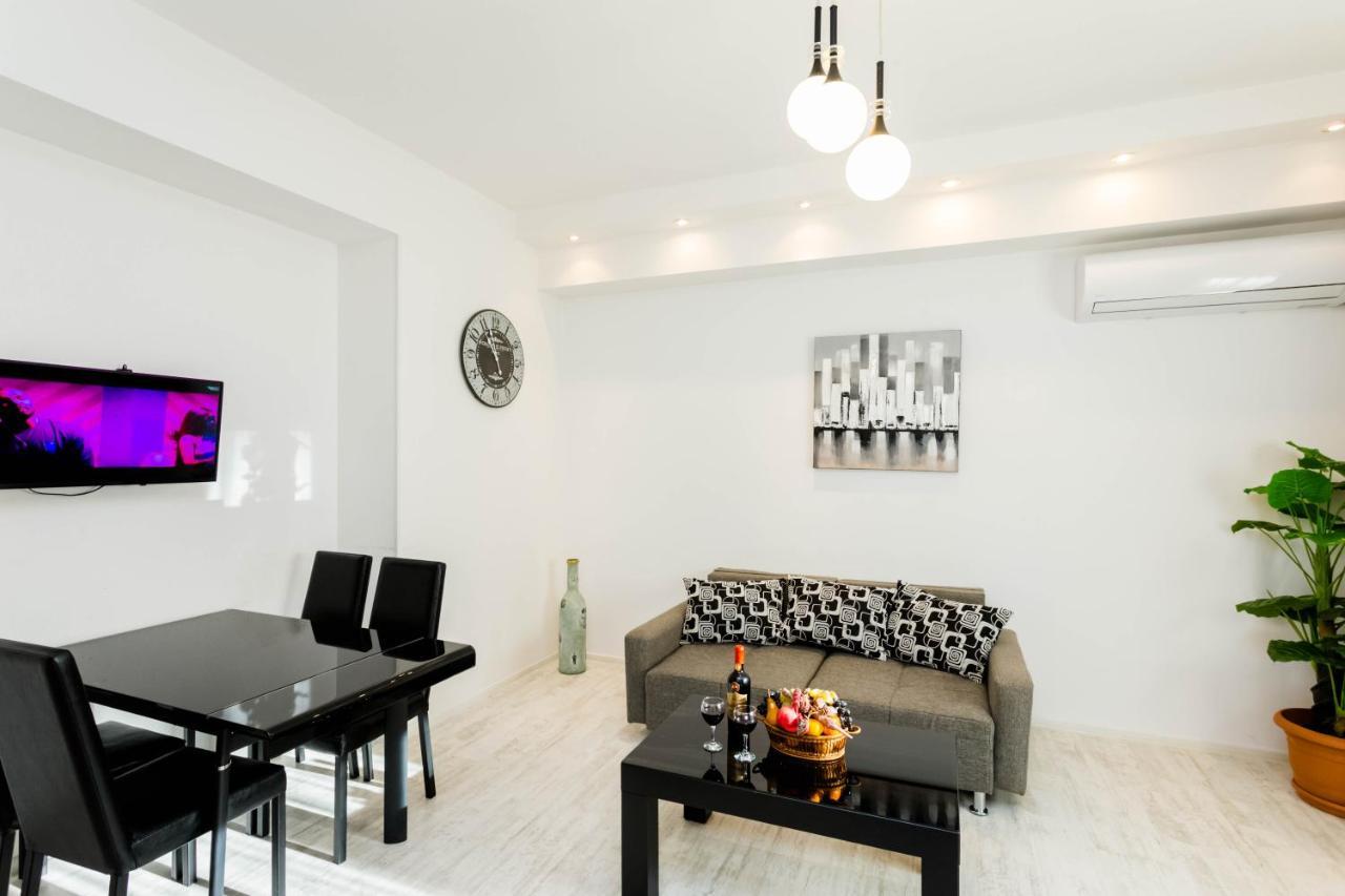 Luxury Apartment In The City Centre Tbilisi Bagian luar foto